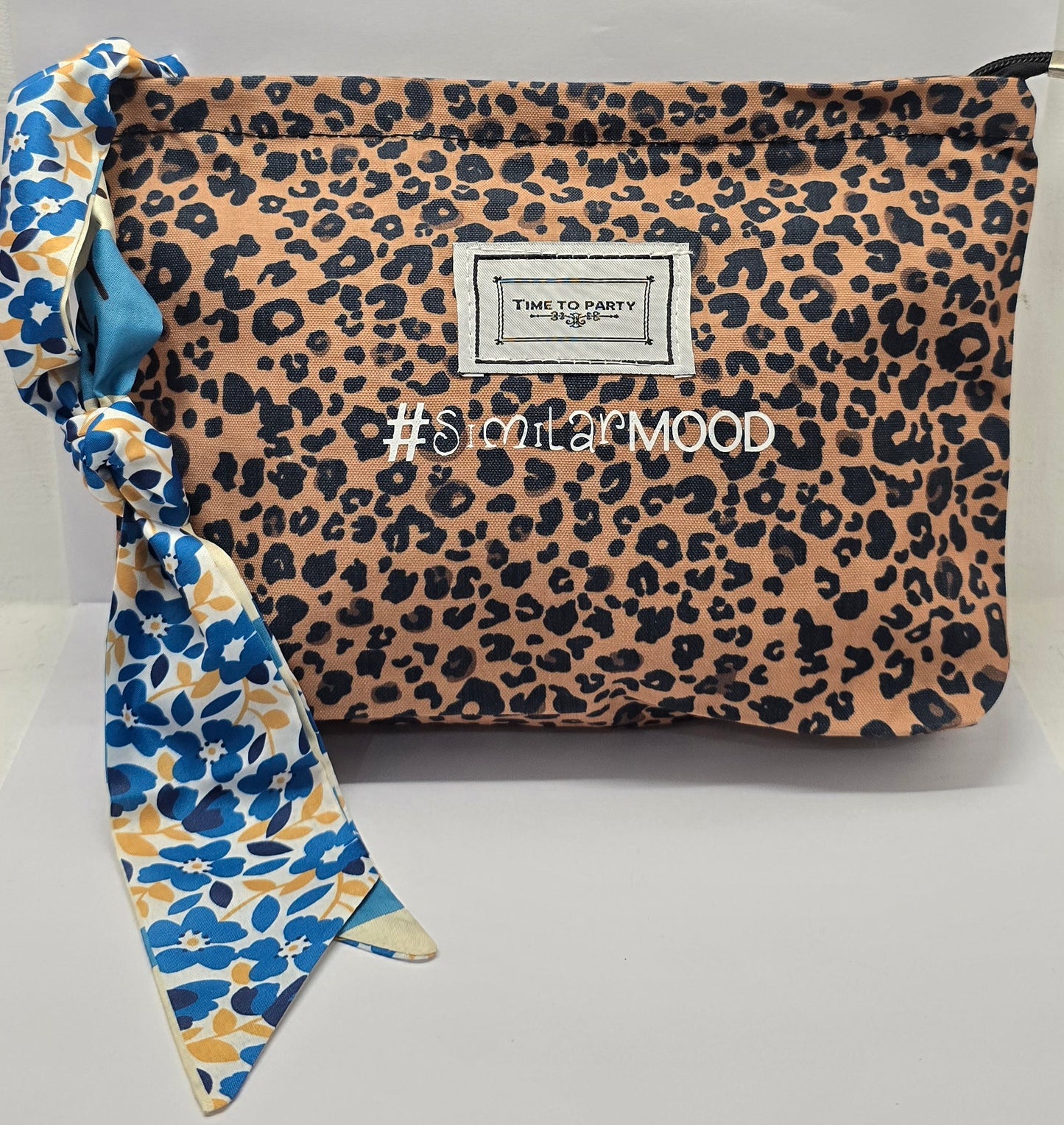 Le #similarMOOD "reggo più gin tonic"  animal print