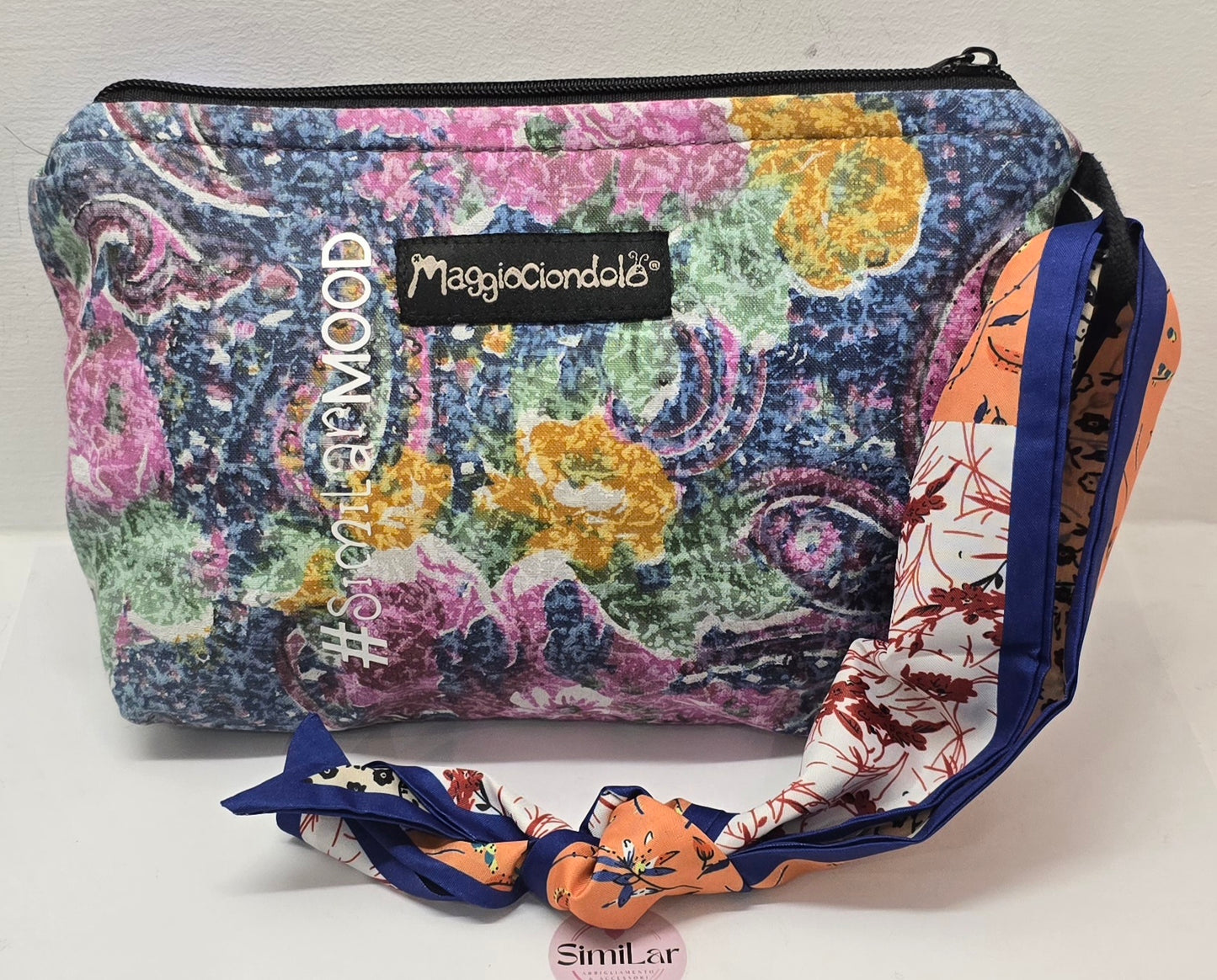 Le #similarMOOD  LUXURY" vi vedo peggiorati " @54