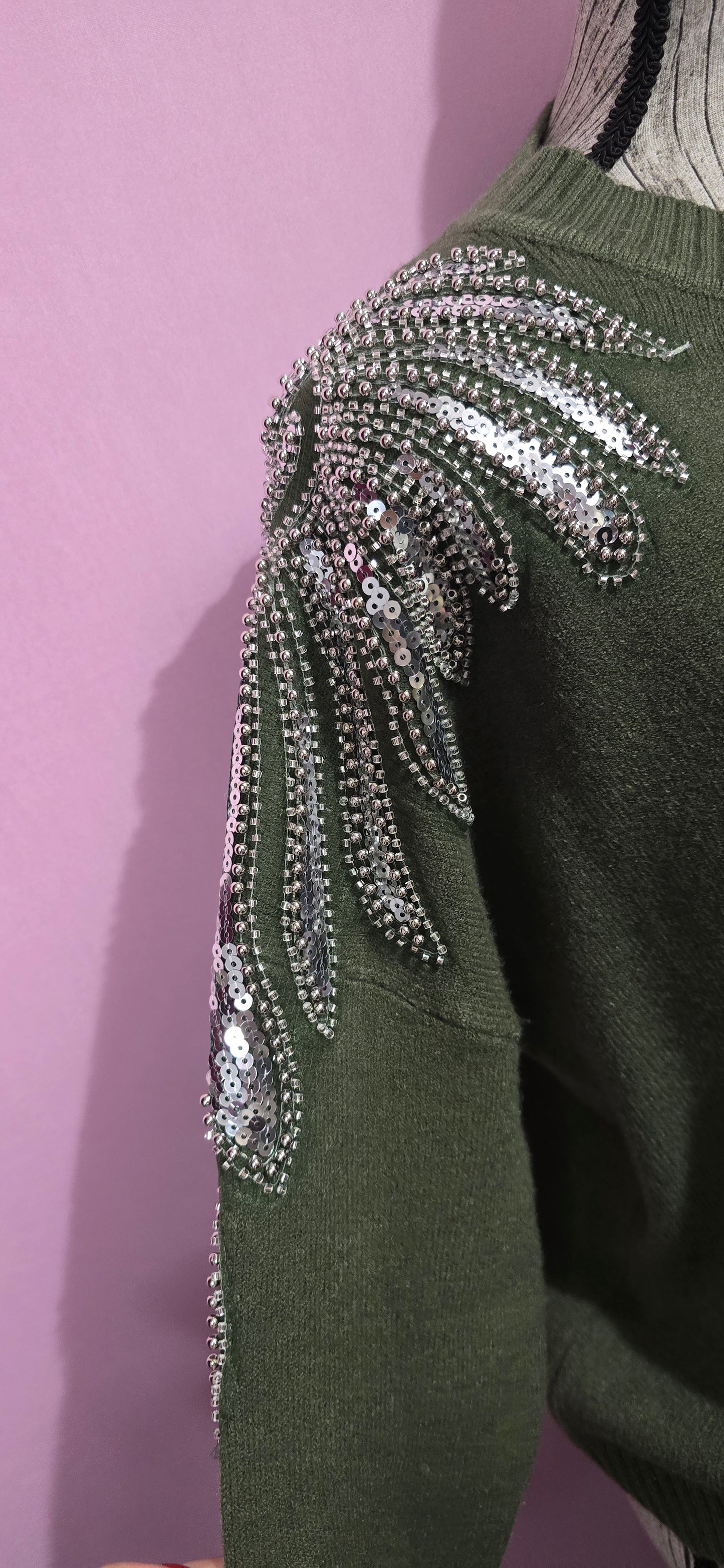 Pull decorazione strass verde foglia