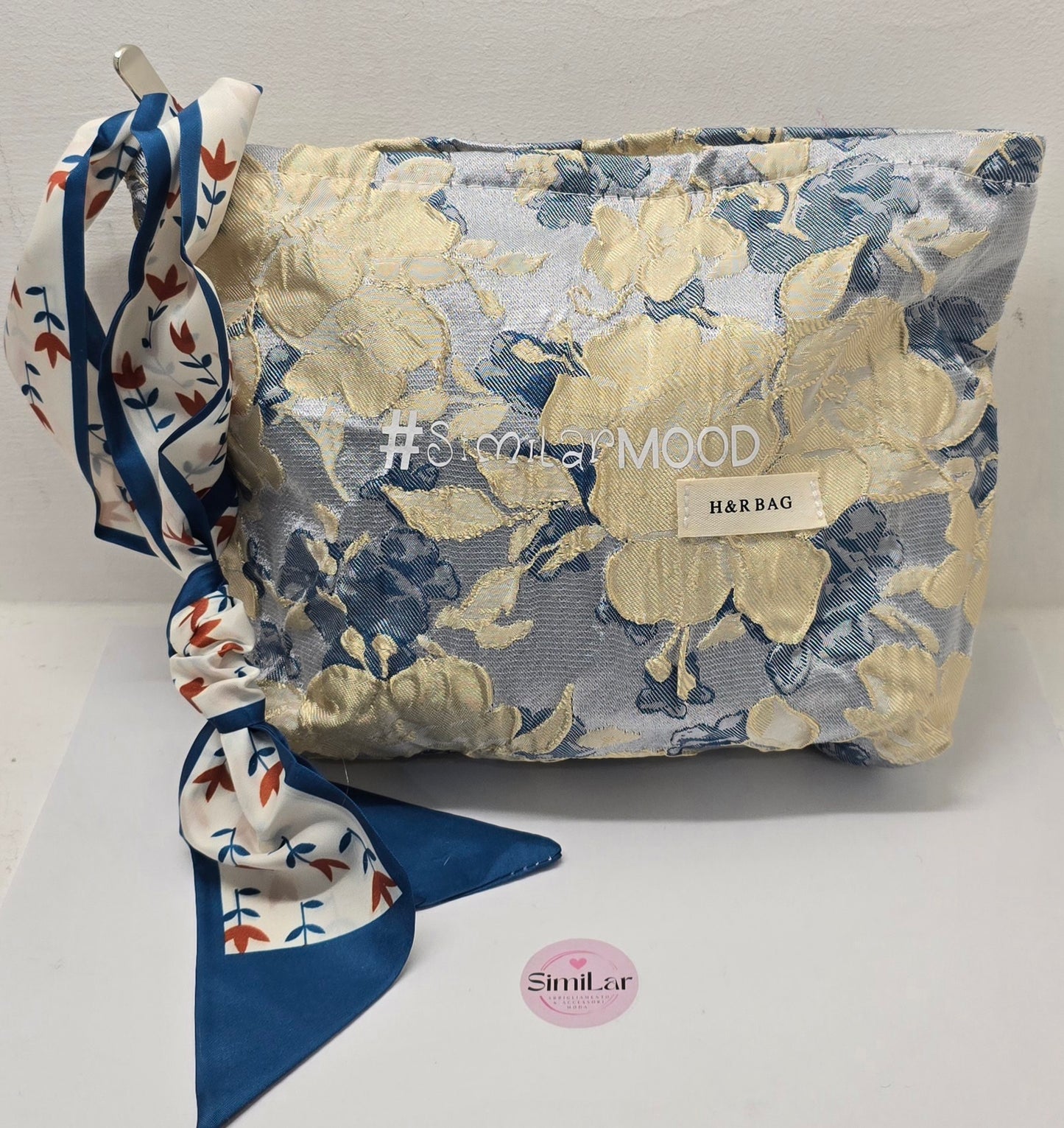 Le #similarMOOD " non mi dovete stressare" fiori azzurro