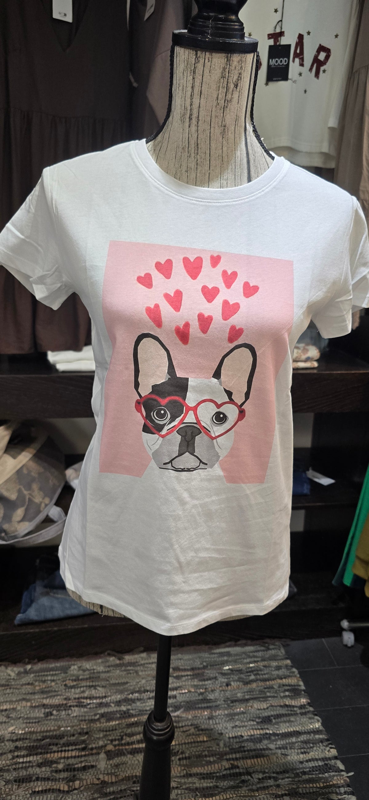 T shirt dog