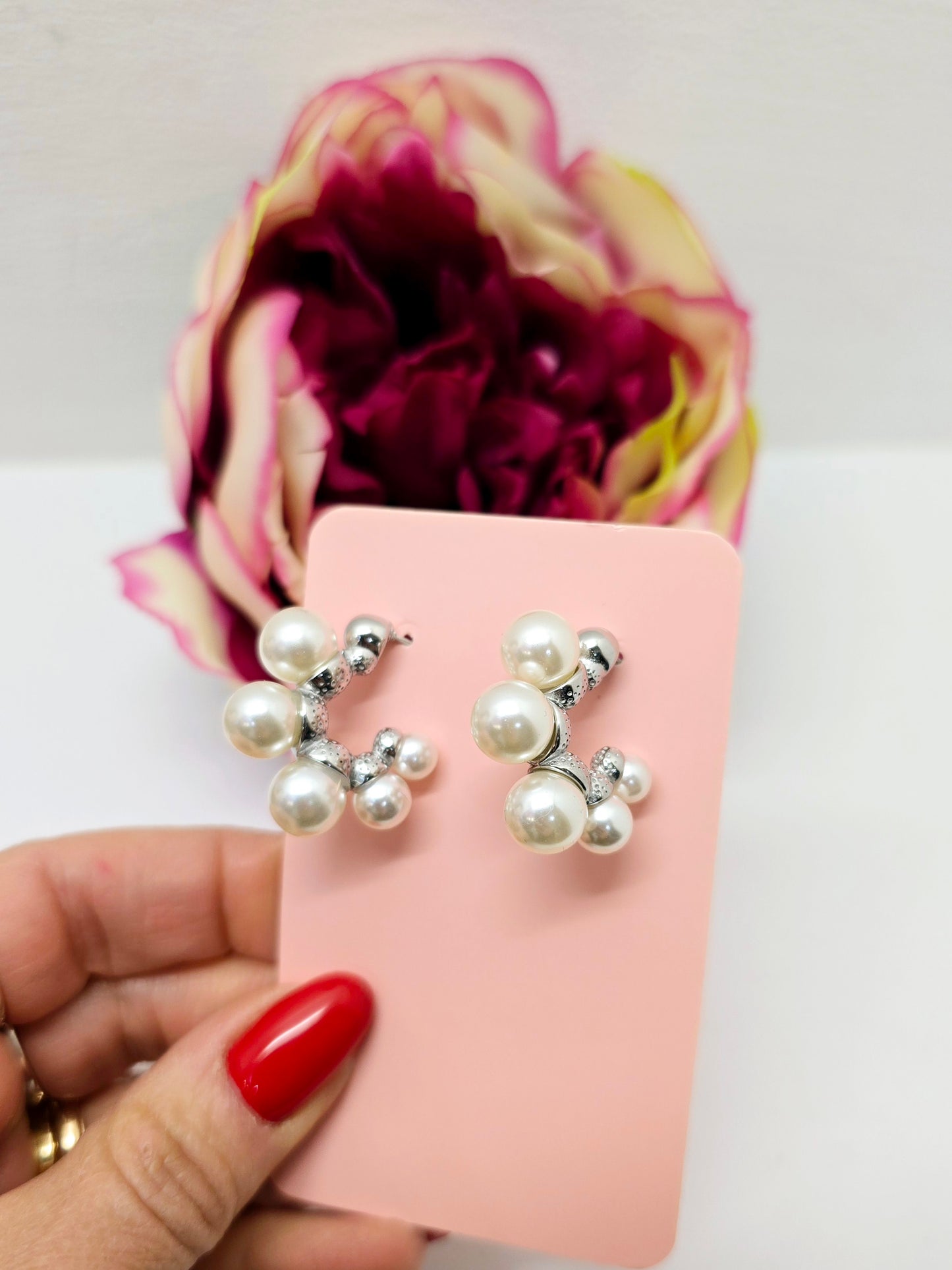 Orecchino cerchio perle silver