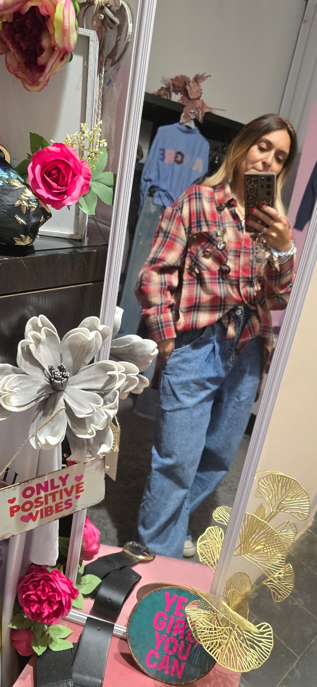 Camicia quadri spillette rossa