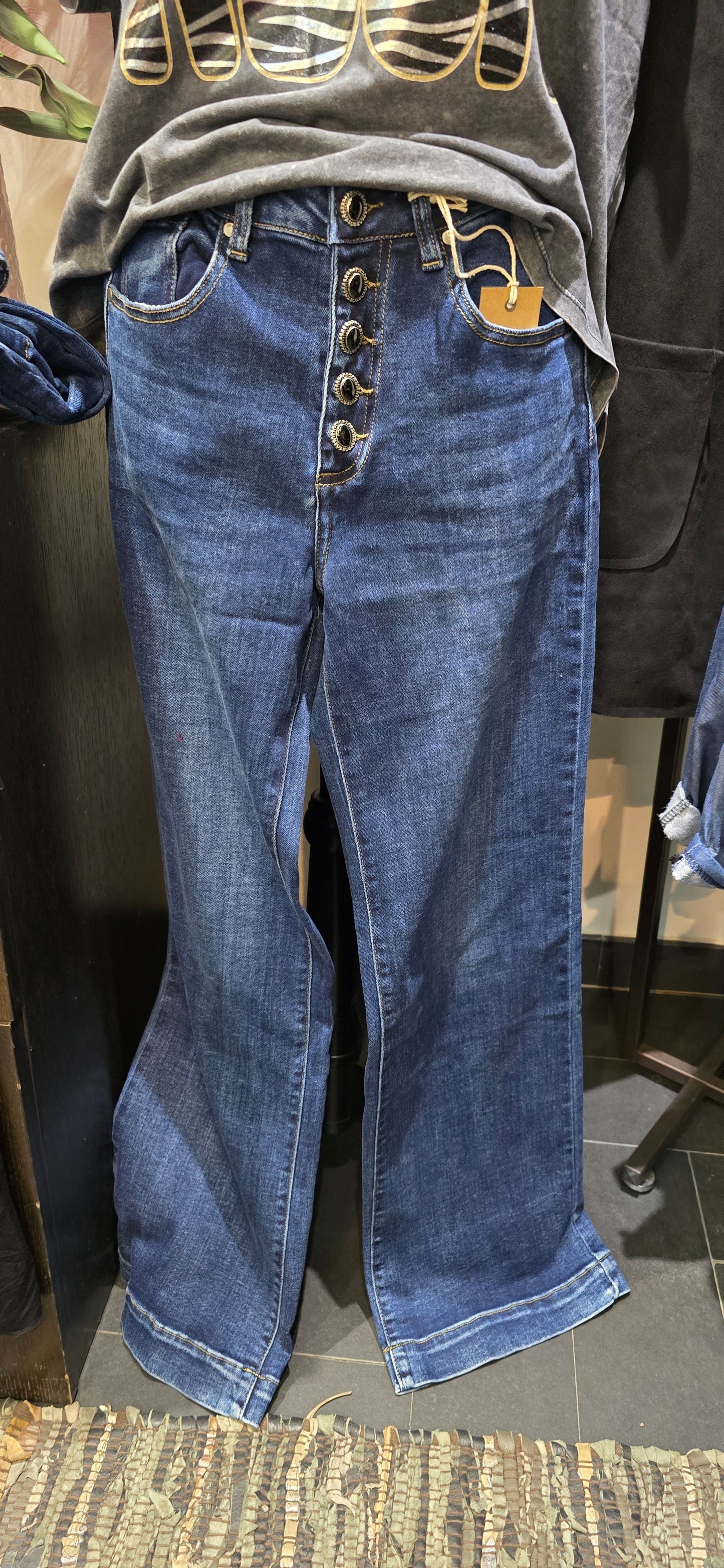 Jeans bottone gioiello