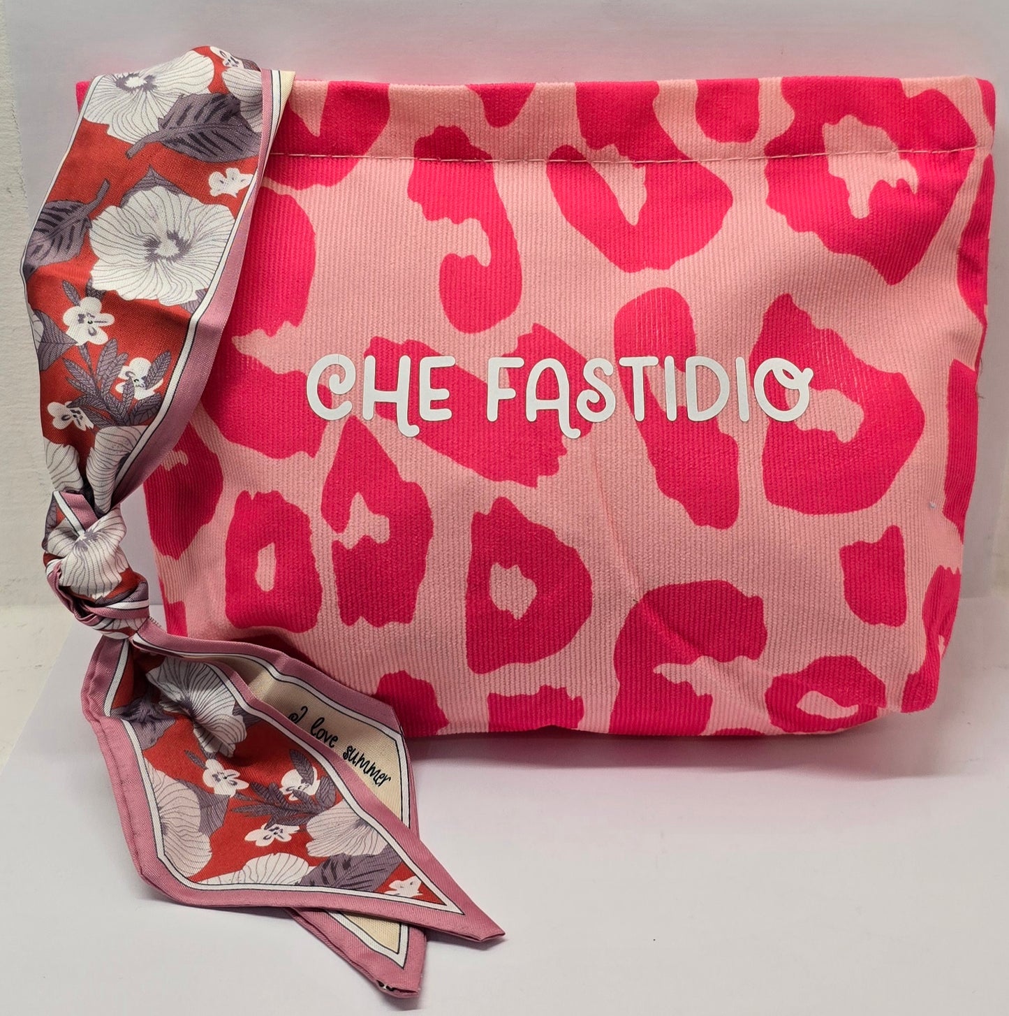 Le #similarMOOD " che fastidio"  animal fucsia
