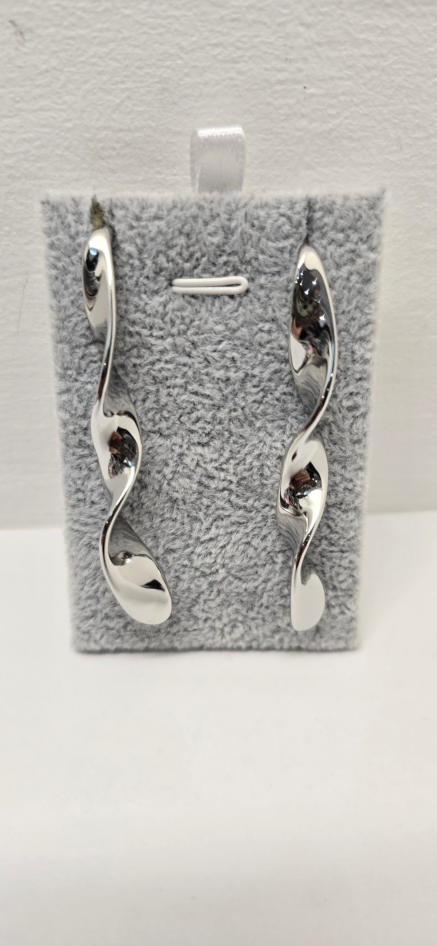 Orecchino spirale acciaio