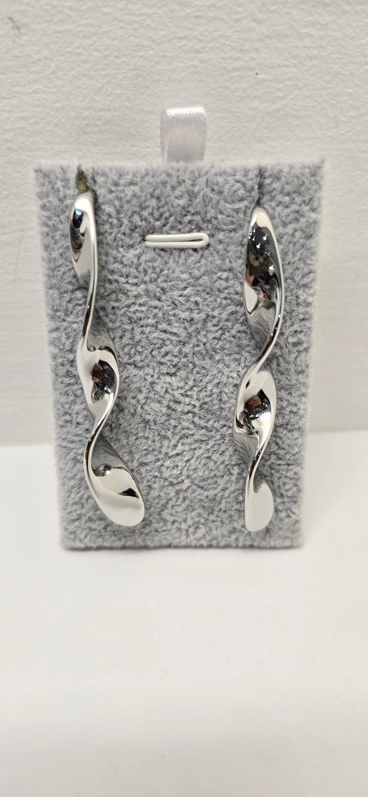 Orecchino spirale acciaio