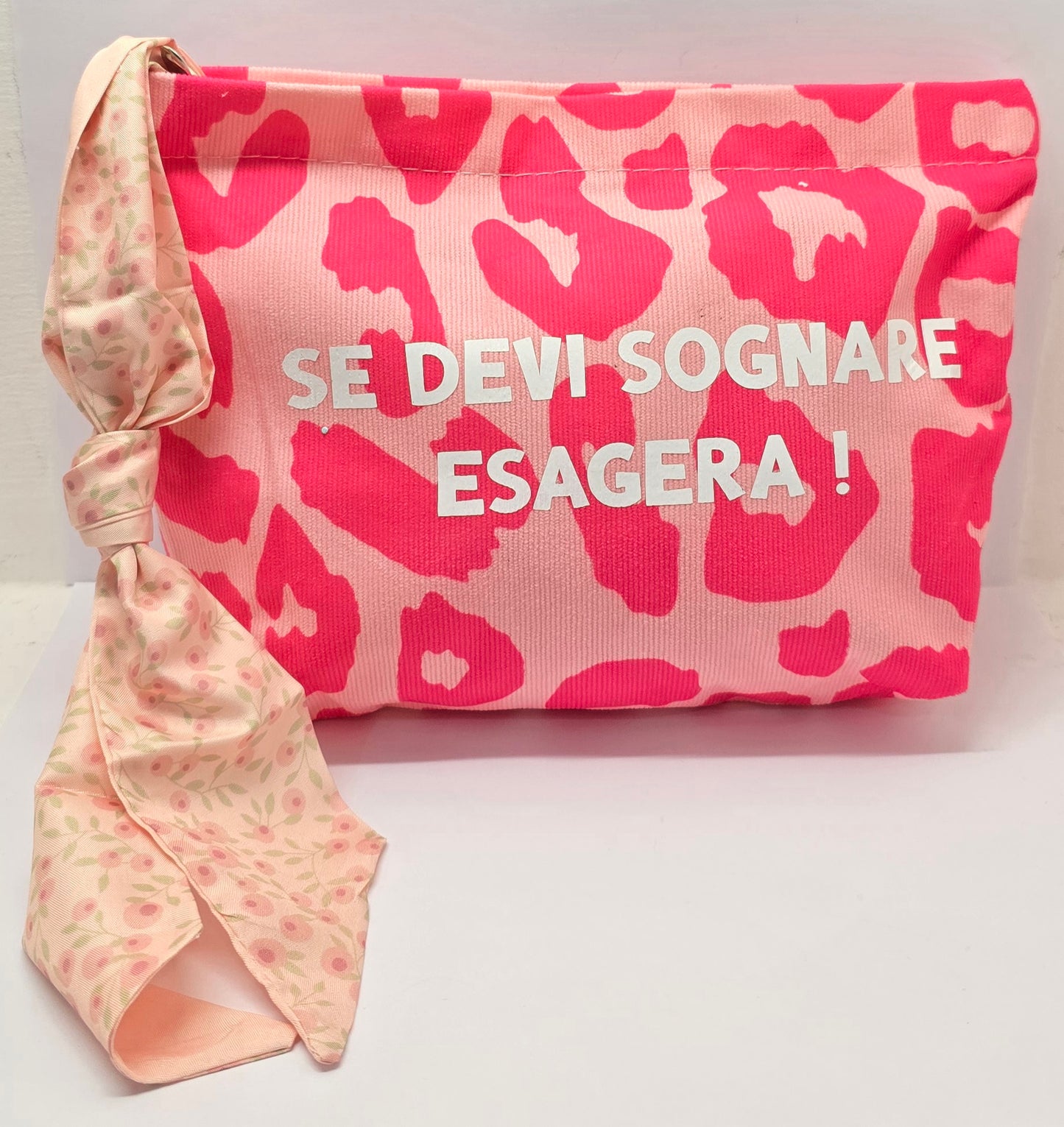 Le #similarMOOD " sognare"  animal fucsia