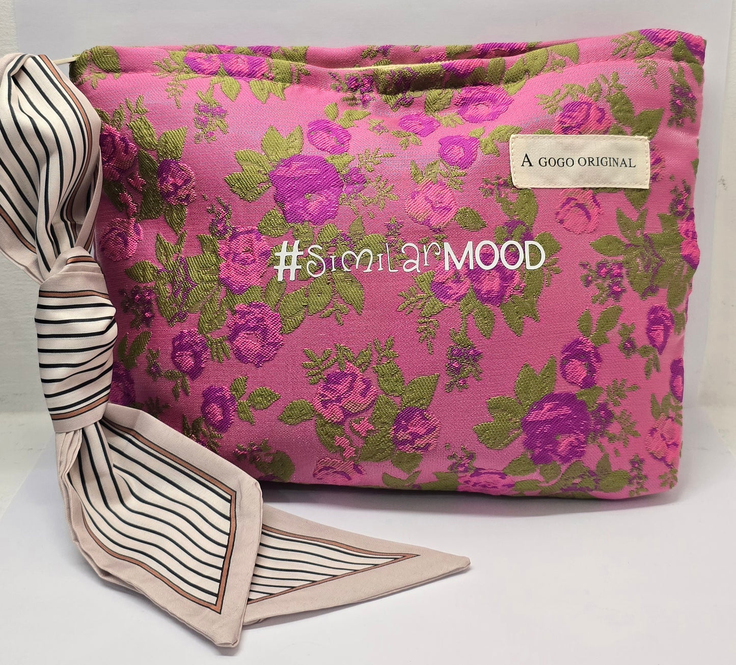 Le #similarMOOD " reggo più gin tonic " fiori fucsia