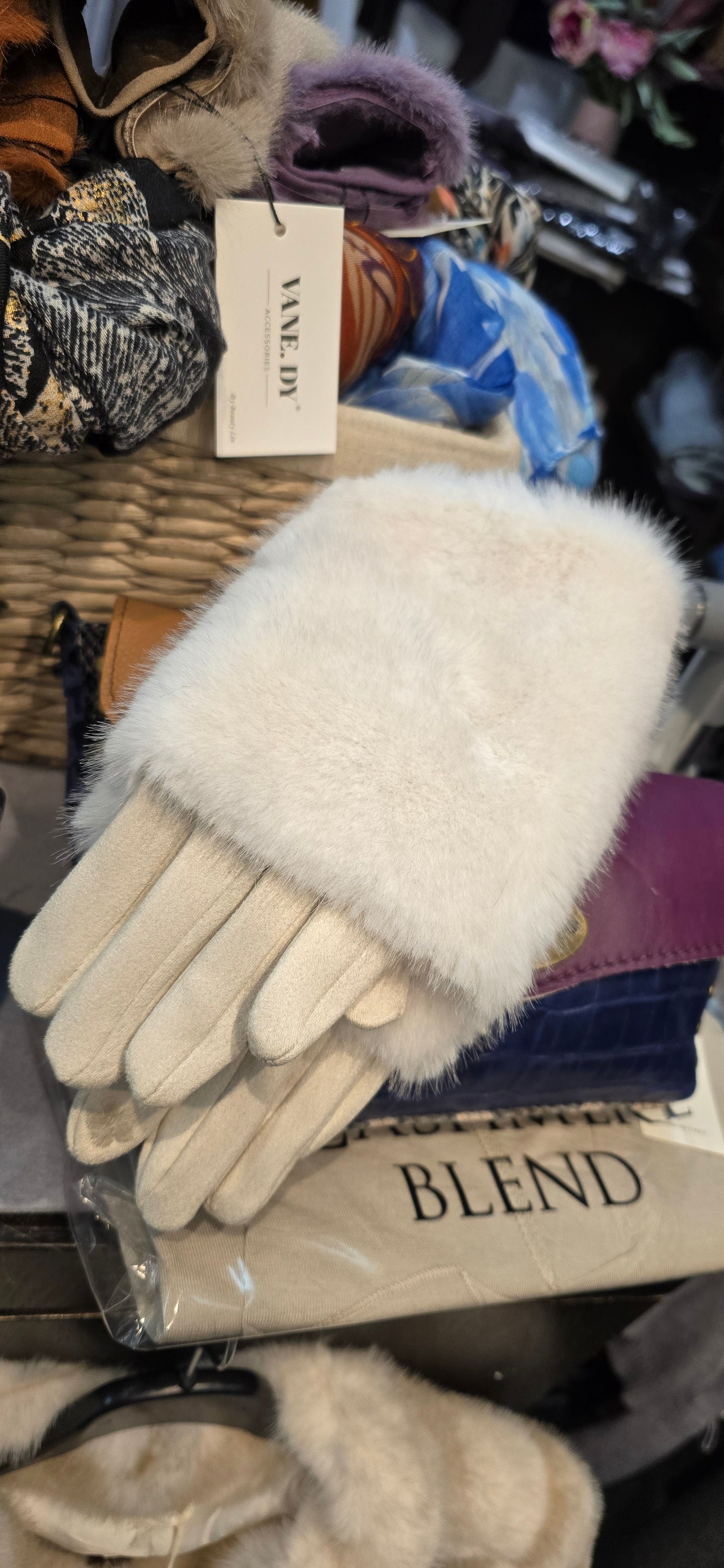 Guanto doppio con ecopelliccetta