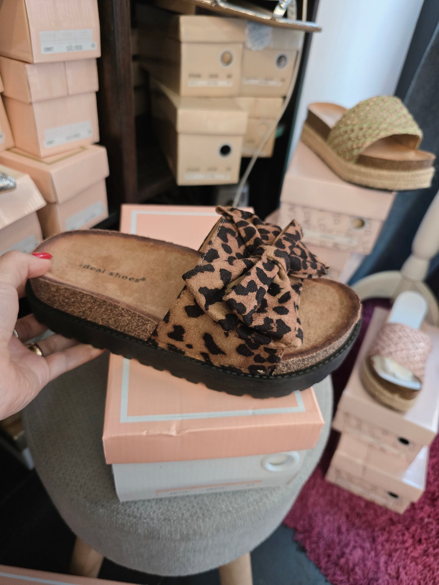 Sandalo leoparad