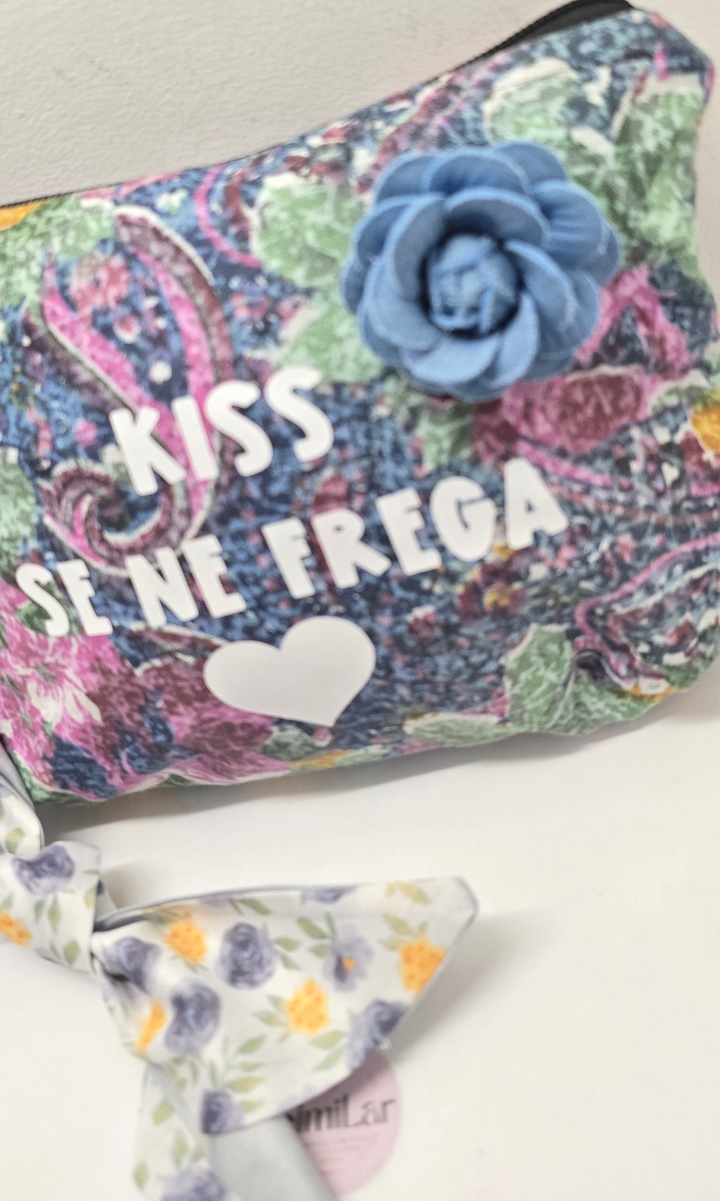 Le #similarMOOD LUXURY" kiss" @36