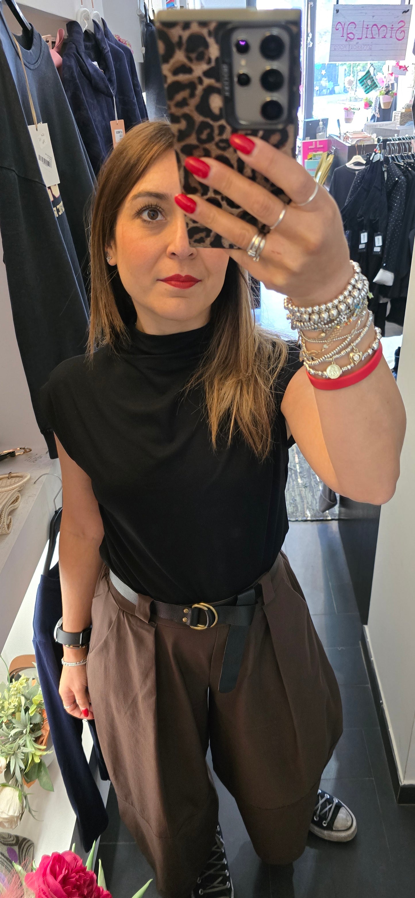 Maglia lupetto nera