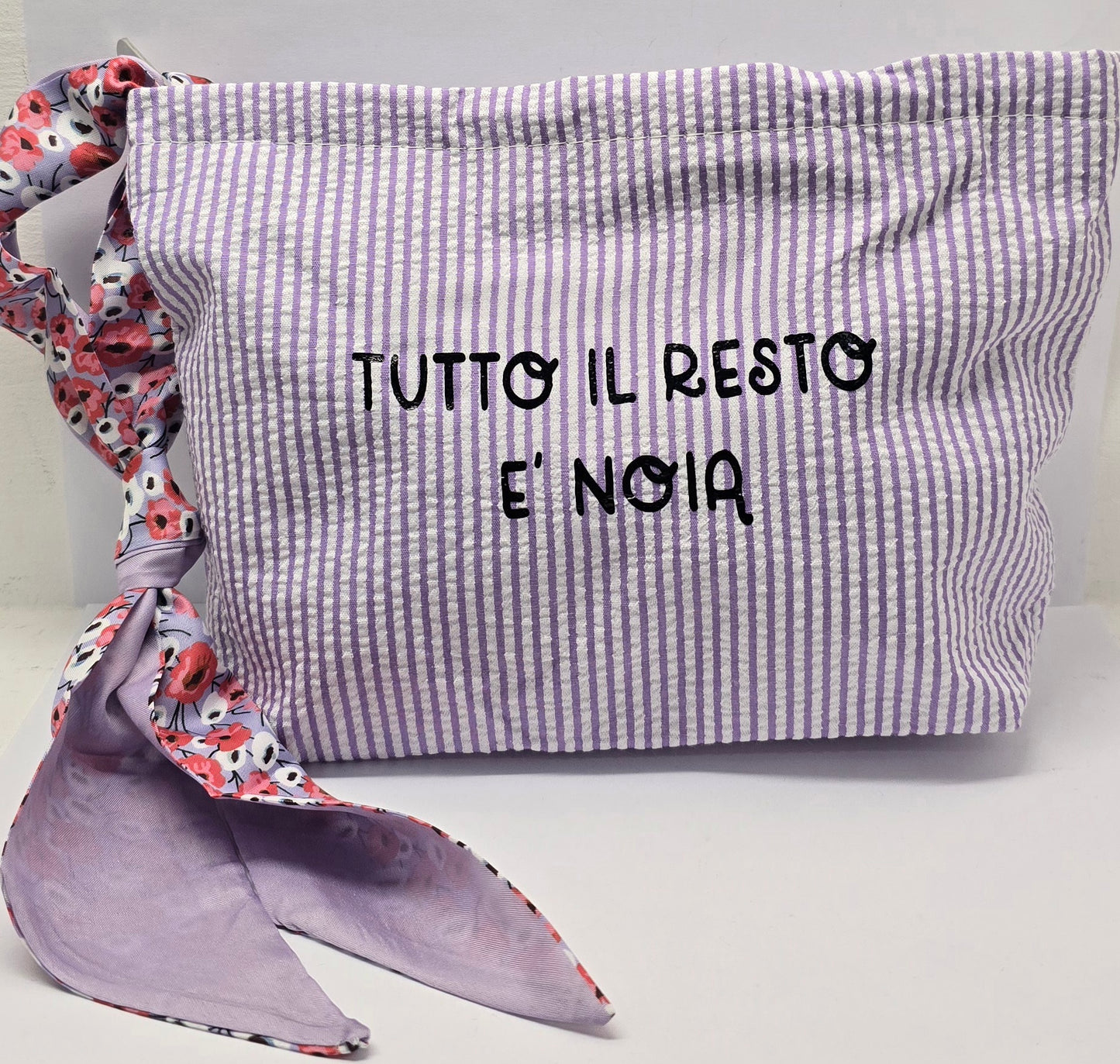 Le #similarMOOD " tutto il resto è noia"  righe viola